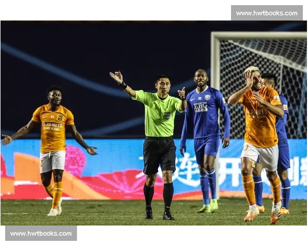 红牌罚下成比赛转折点裁判判罚引发争议与舆论风暴赛场走向彻底改写